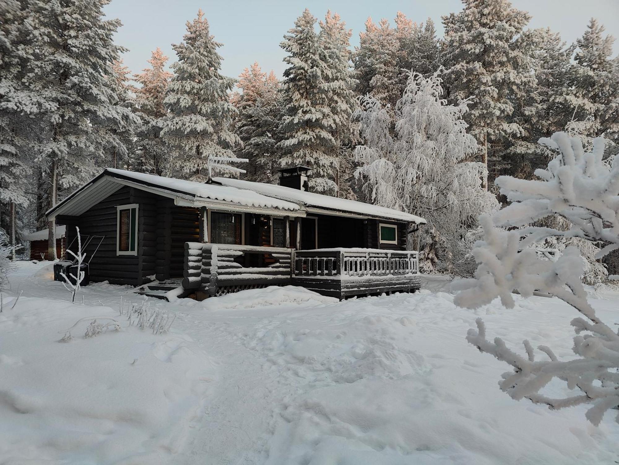 Villa Latvus Rovaniemi Buitenkant foto